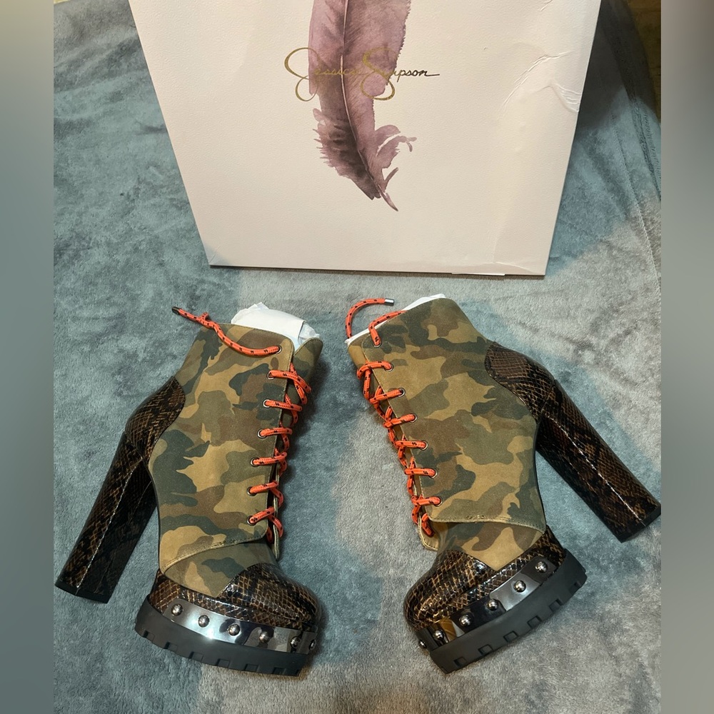 ❌SOLD❌ ⭐️Jessica Simpson Boots⭐️